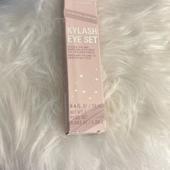 Dior Blue Denim Makeup Bag with Beauty Products - Picture 15 of 16